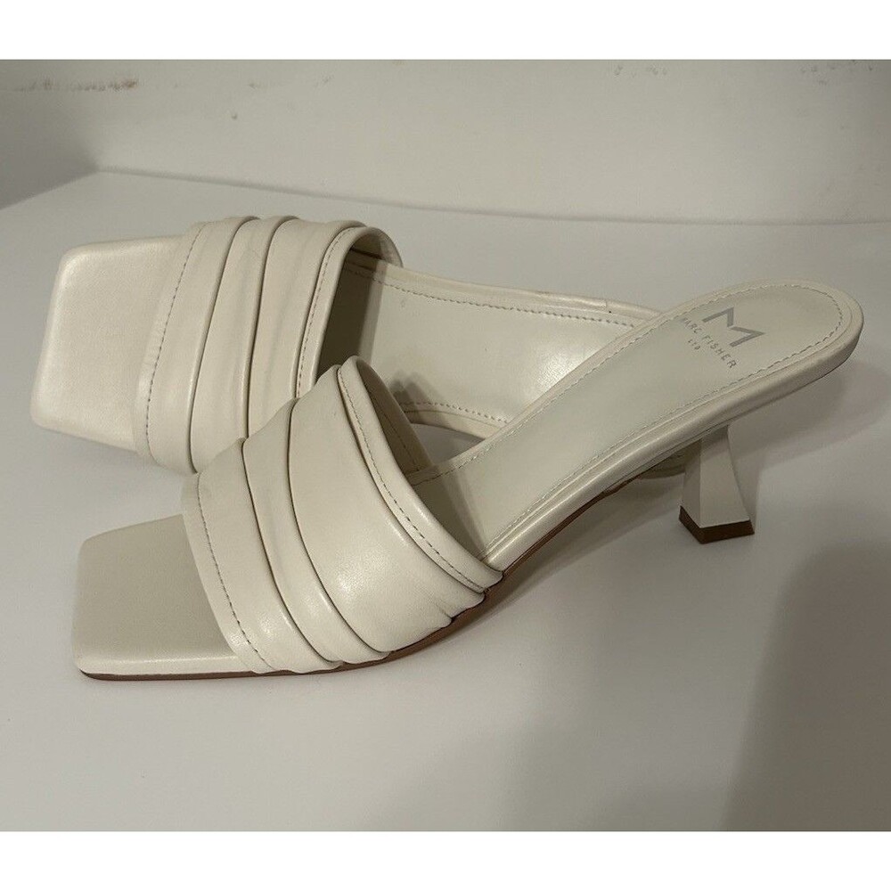 Marc Fisher ltd Caleno Leather Open Toe Kitten Heel Sandals Women Size 8 Ivory